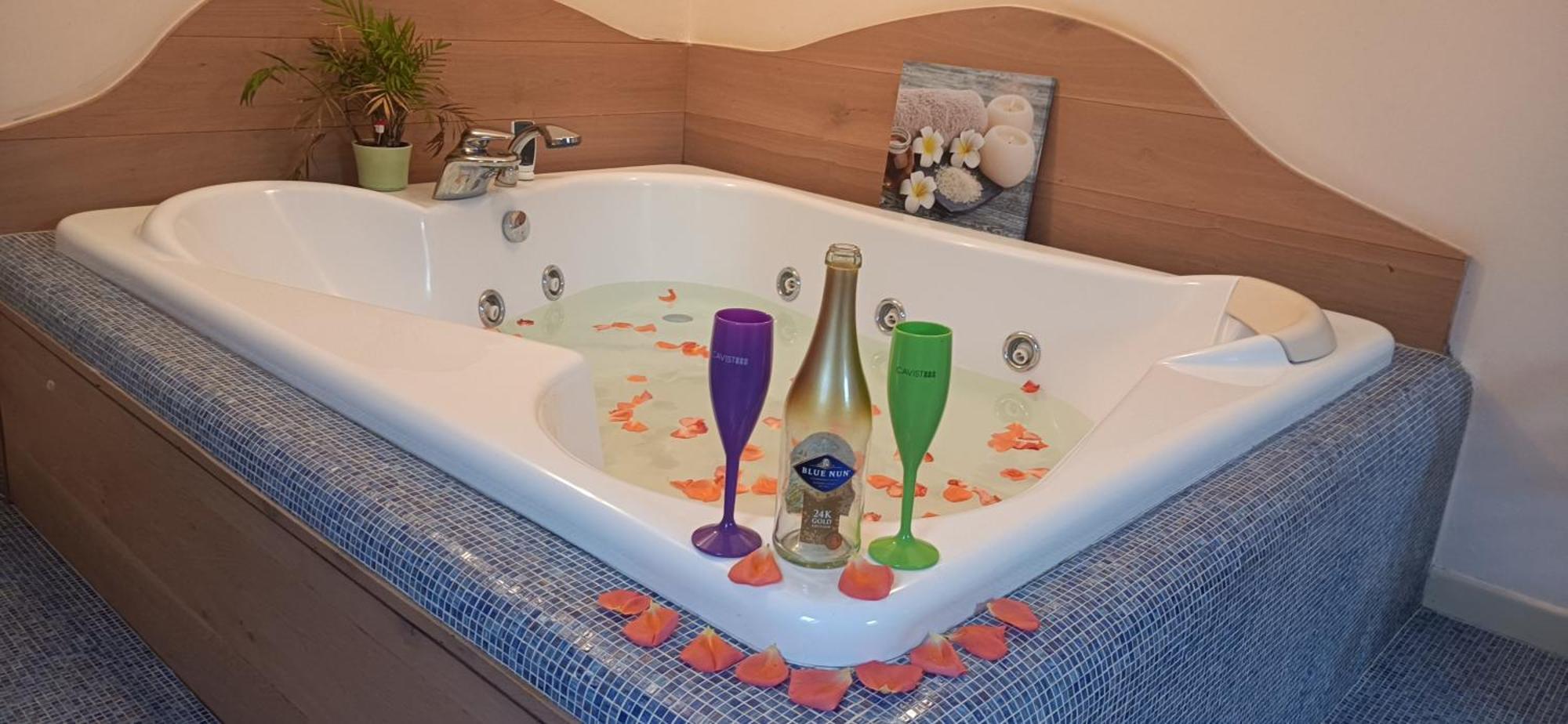 Appartement Terrace Escape With Jacuzzi
